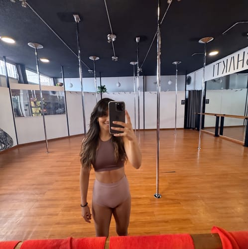 Customer photo review of High Waist Shorts - Basic Scrunch Shorts Ribbed Blush Taupe