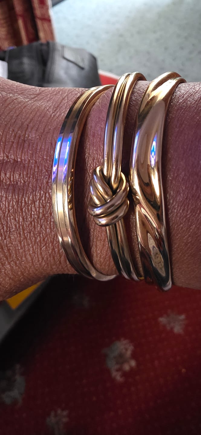 Customer photo review of Knot Bangle