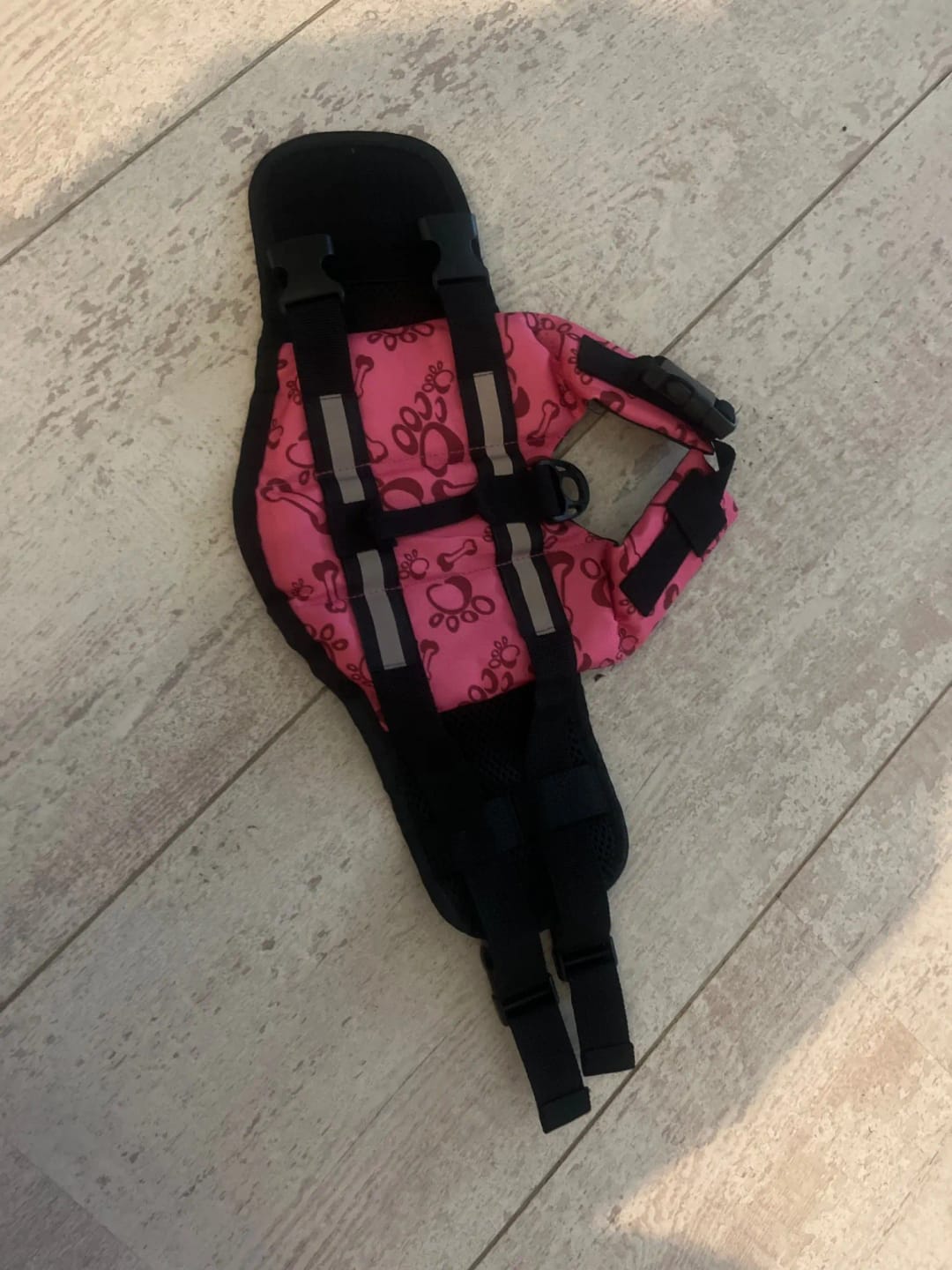 Customer photo review of TruePet Hunde-Schwimmweste mit Rettungsgriff | Reflektierend | Verstellbar | XXS-XXL