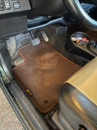 Customer photo review of Auto Fußmatten nach Maß - Vorne