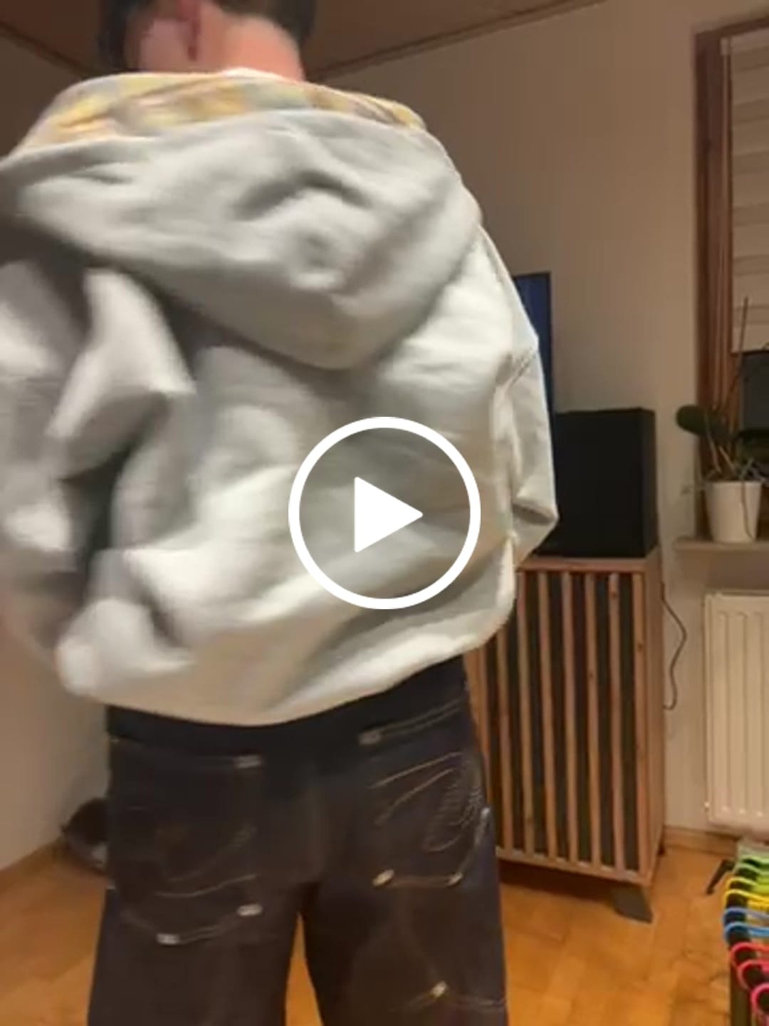 Customer video review of Reversible Flannel Zip-Hoodie Yellow