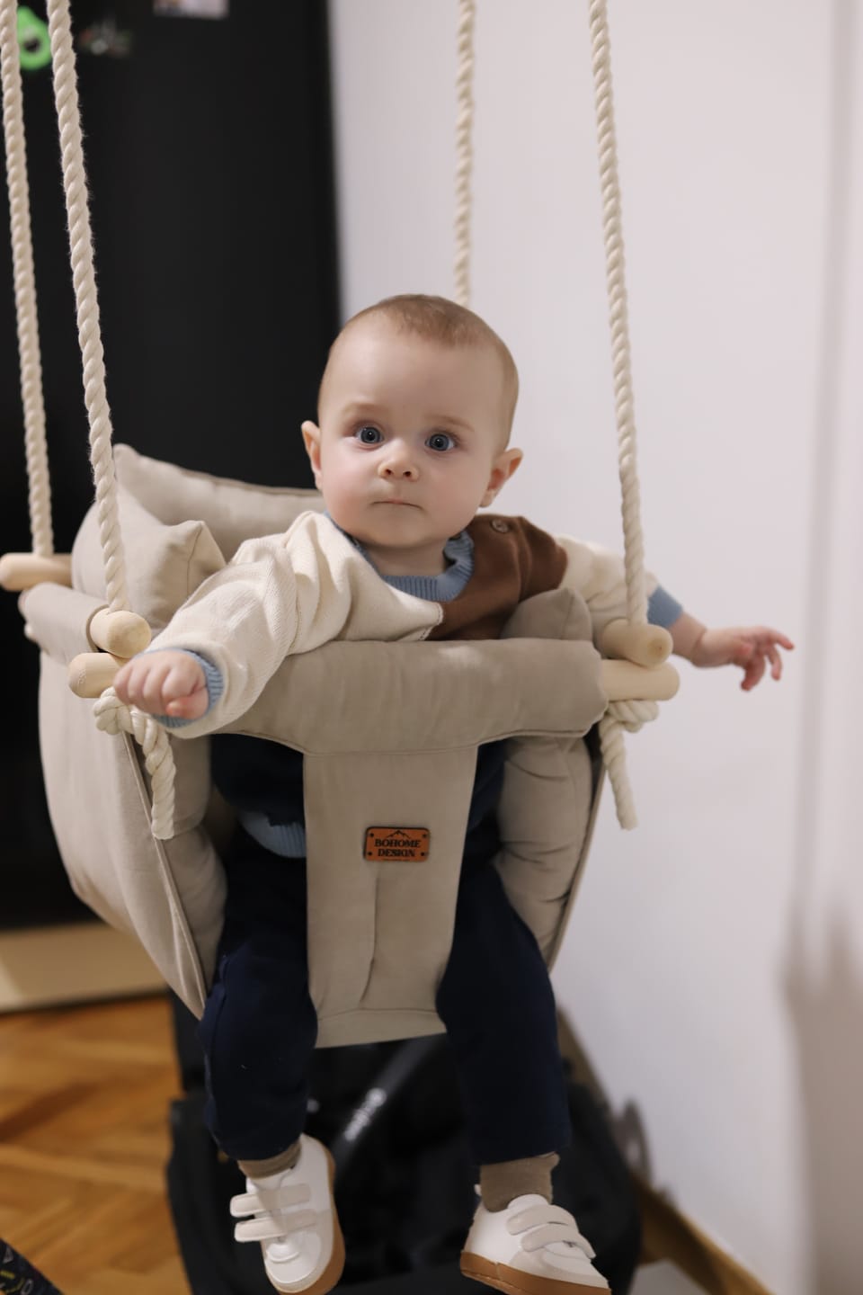 Customer photo review of Luxury Cappuccino Ljuljaška - Ručno rađena ljuljaška za bebe