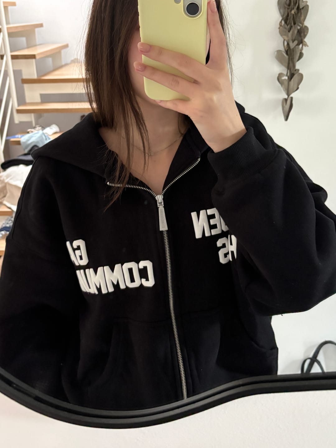 Customer photo review of GATED COMMUNITY ZIP HOODIE BLACK