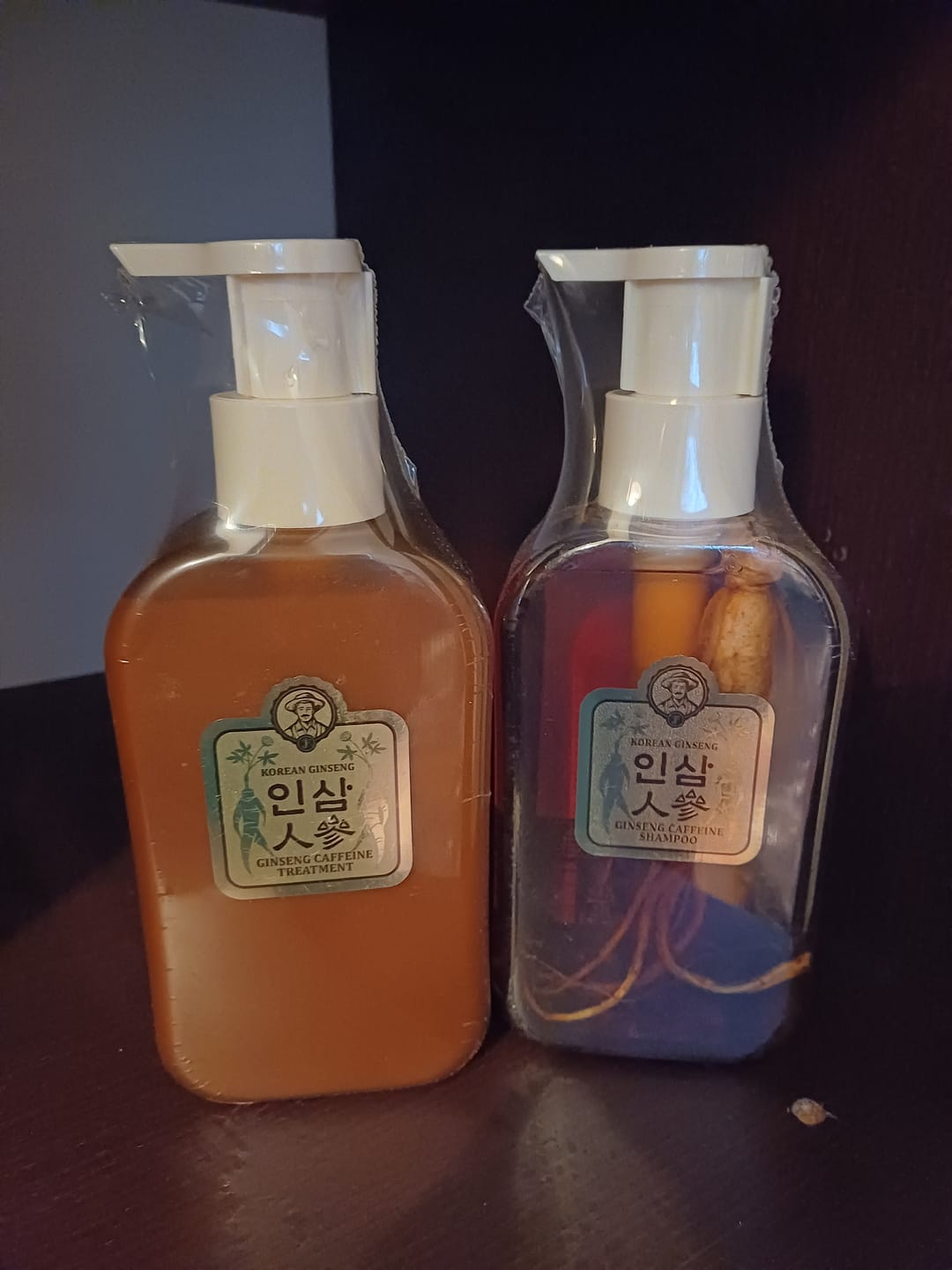 Customer photo review of Корейски жен шен безсулфатен шампоан срещу косопад с жен шен и кофеин John Farmer