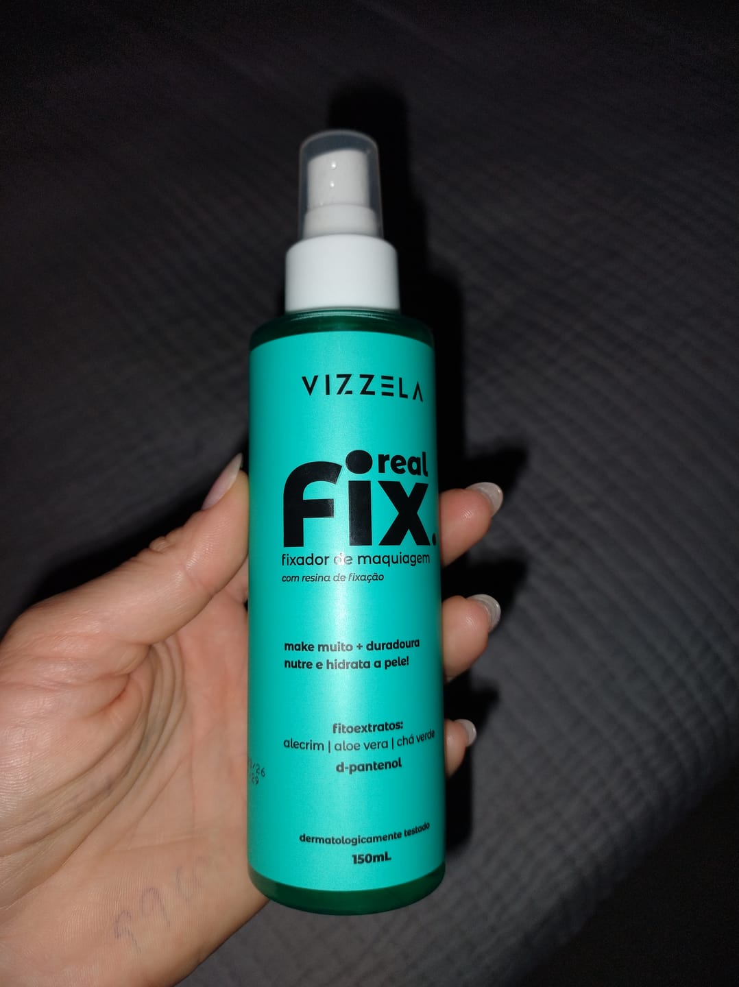 Customer photo review of Fixador de Maquiagem Real Fix - Vizzela