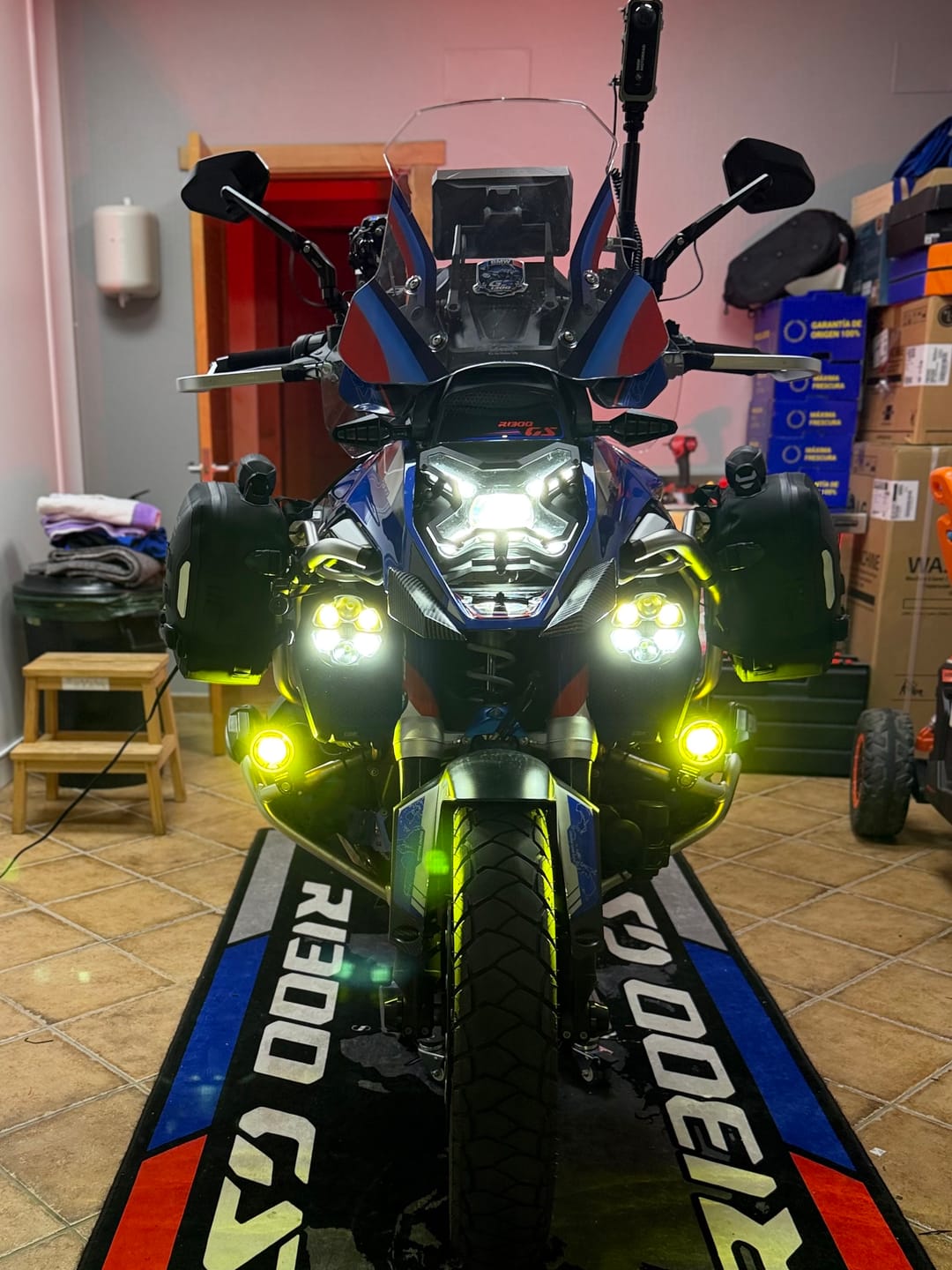 Customer photo review of LOBOO CAN-Bus Light Controller for BMW Motorcycles (LC081) | Original Scroll Wheel Control & Strobe Sync