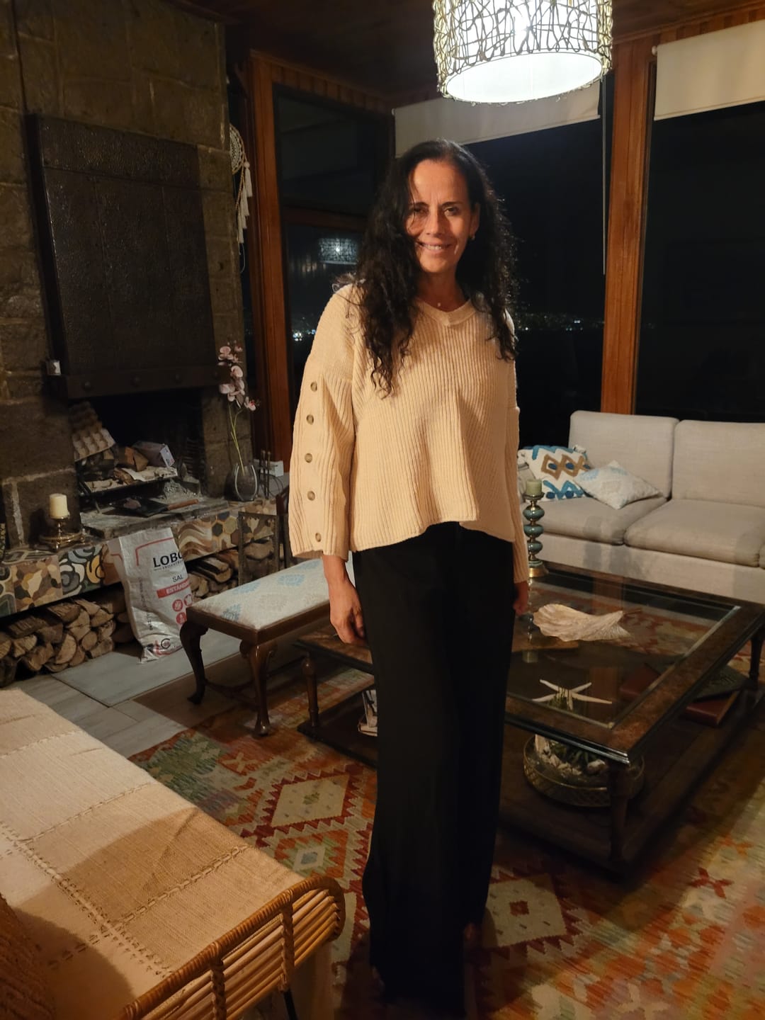 Customer photo review of PANTALÓN ANNA TA Lino Tiro Alto negro