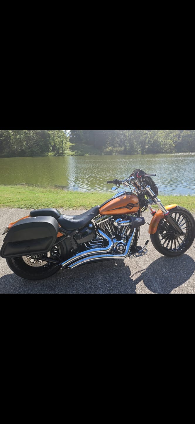 Customer photo review of 28L - Pantheon Medium Quick Mount Harley Softail Breakout FXBR/S Motorcycle Saddlebags