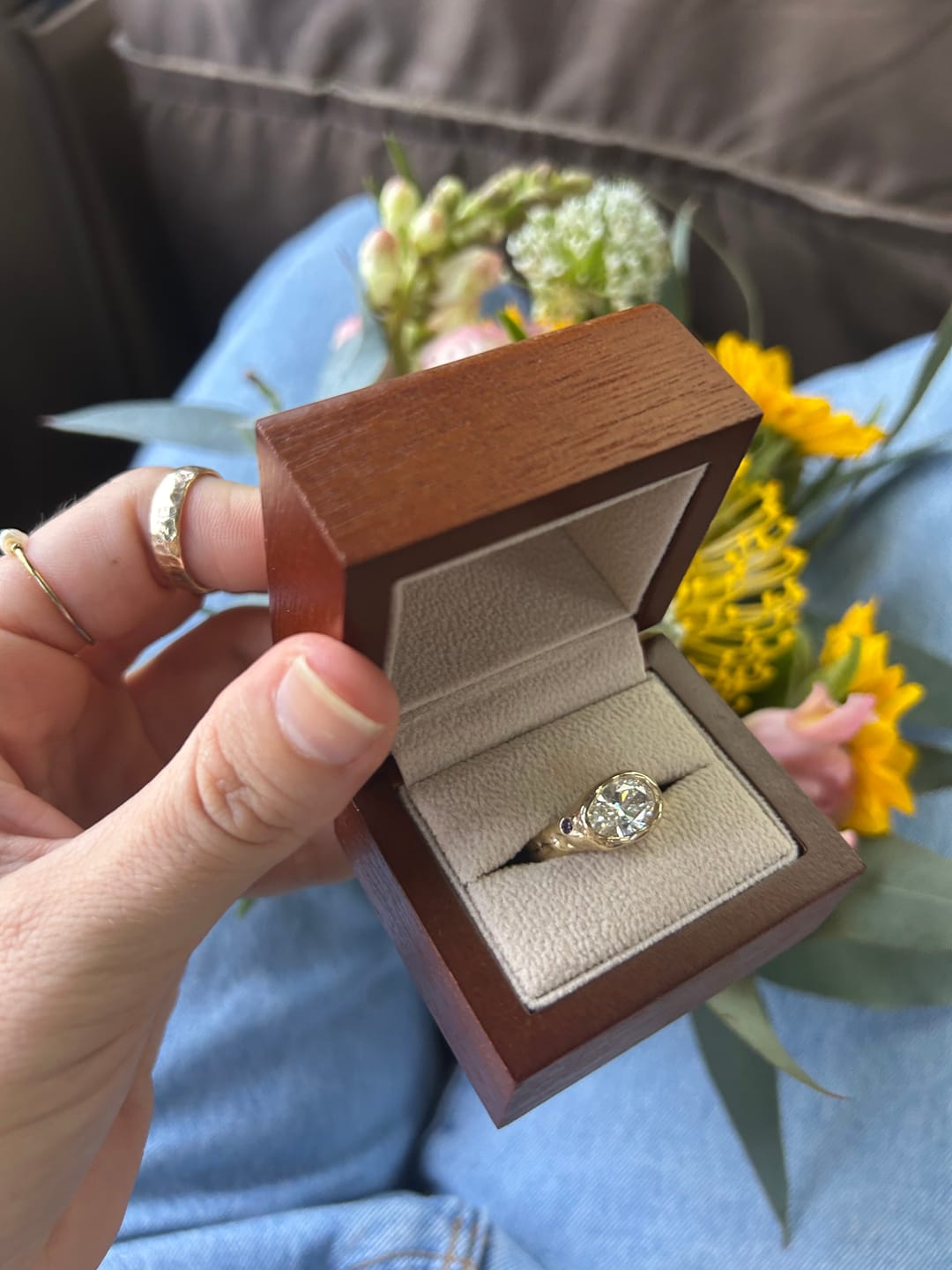 Customer photo review of Custom Molten Gold IGI Oval Diamond Ring for Kevin
