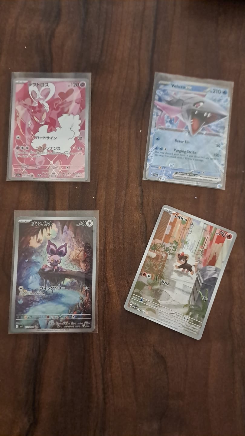 Customer photo review of Pokemon Trading Card Game Gold Mystery bag
