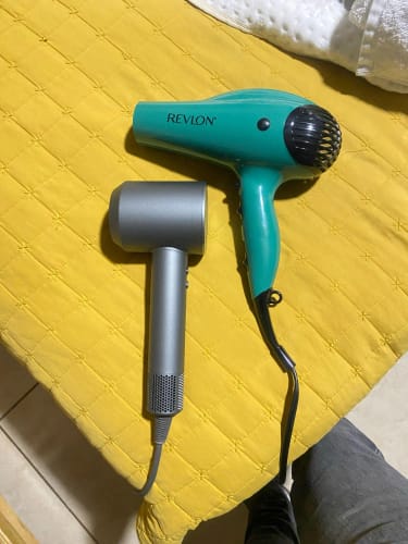 Customer photo review of Secador de pelo profesional con cabezales imantados