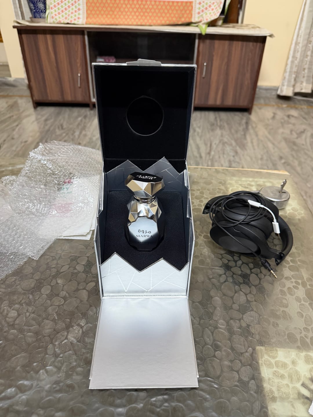 Customer photo review of Arabiyat Marwa Eau De Parfum For Men