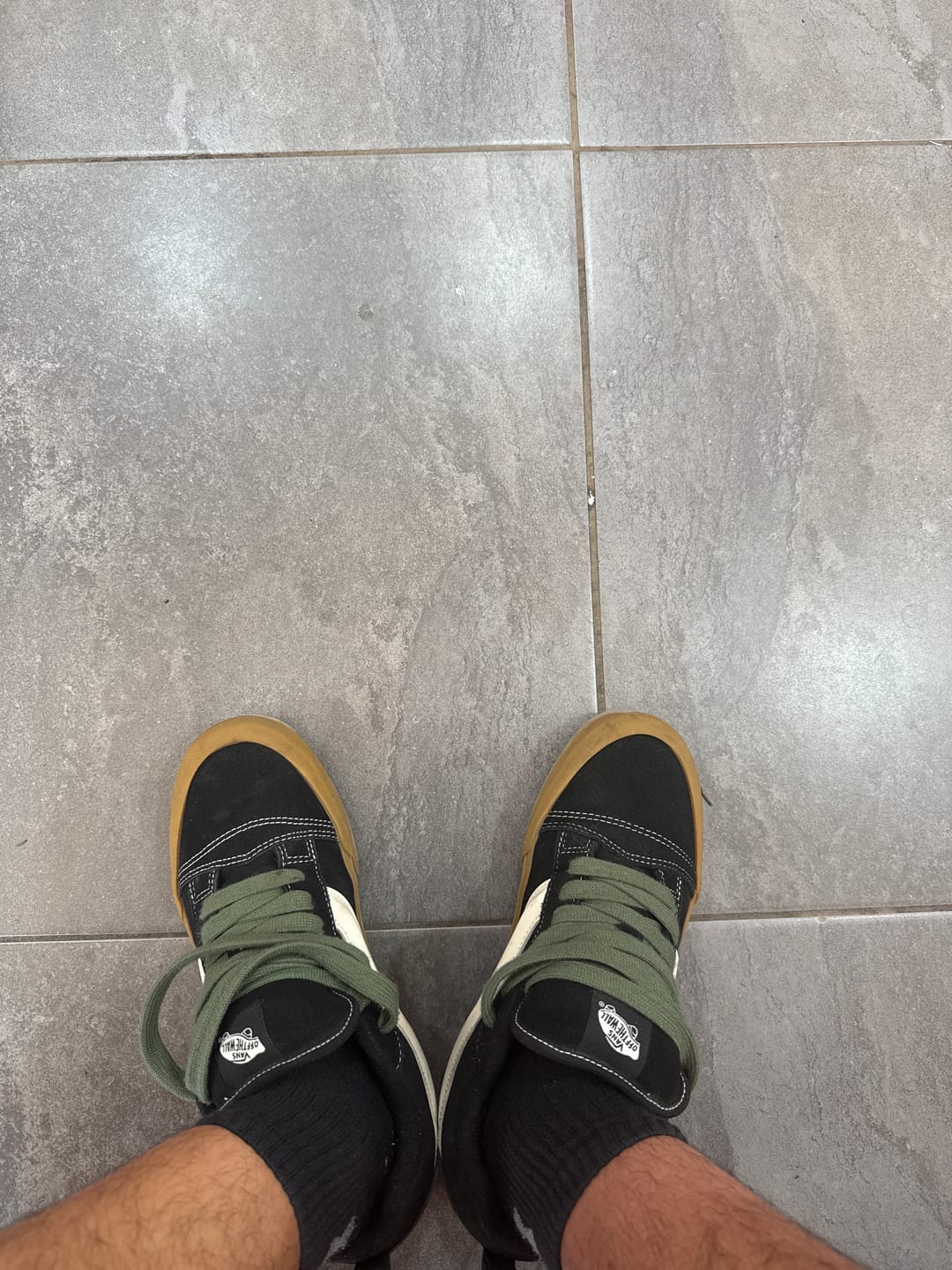 Customer photo review of Zapatillas Vans Knu Skool Hombre Negro
