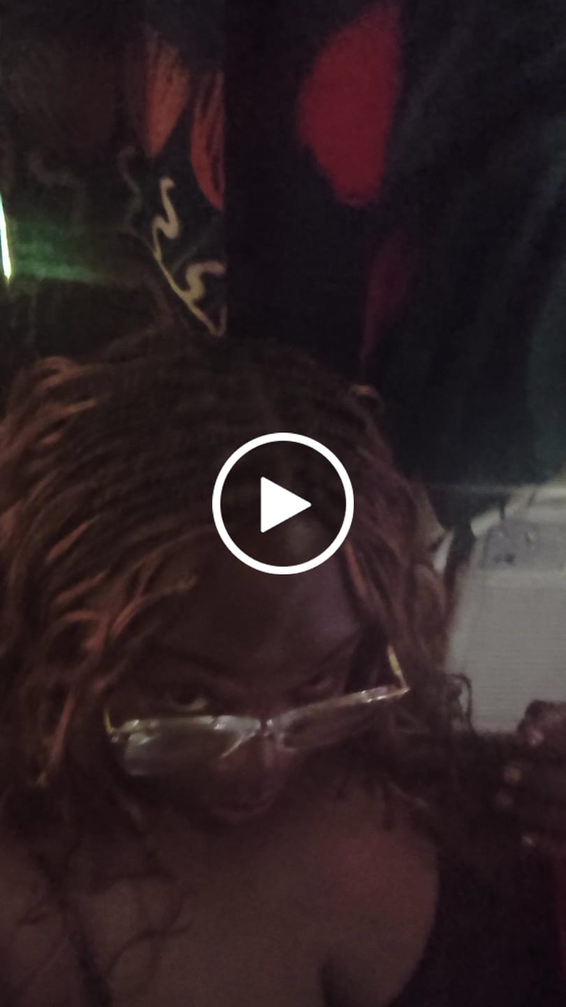 Customer video review of #4/#30 Mix Color Blend Body Wave Bulk Human Braiding Hair