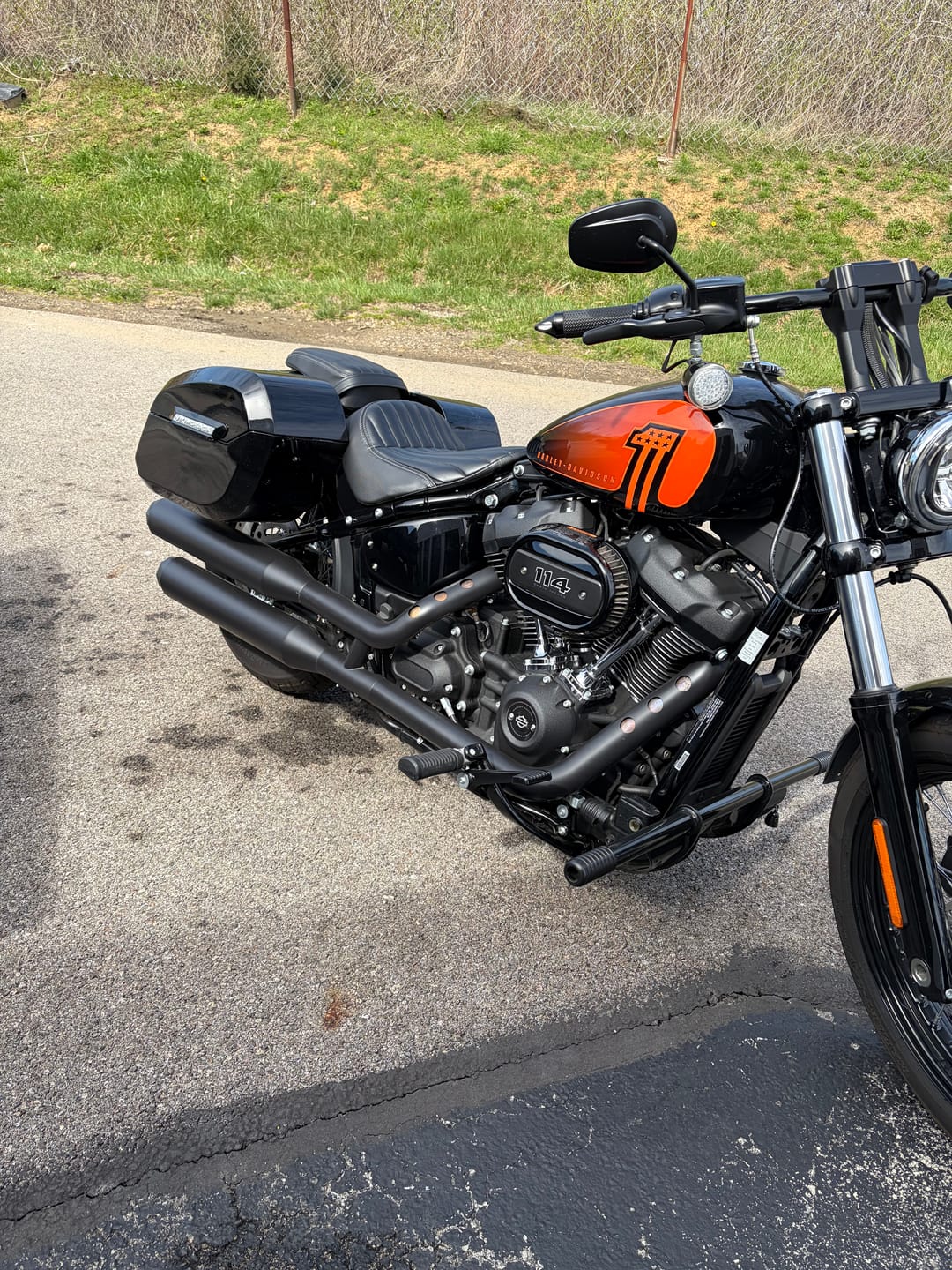 Customer photo review of 32L - Darkin Large Quick Mount Painted Hard Saddlebags for Harley Softail Street Bob FXBB/S