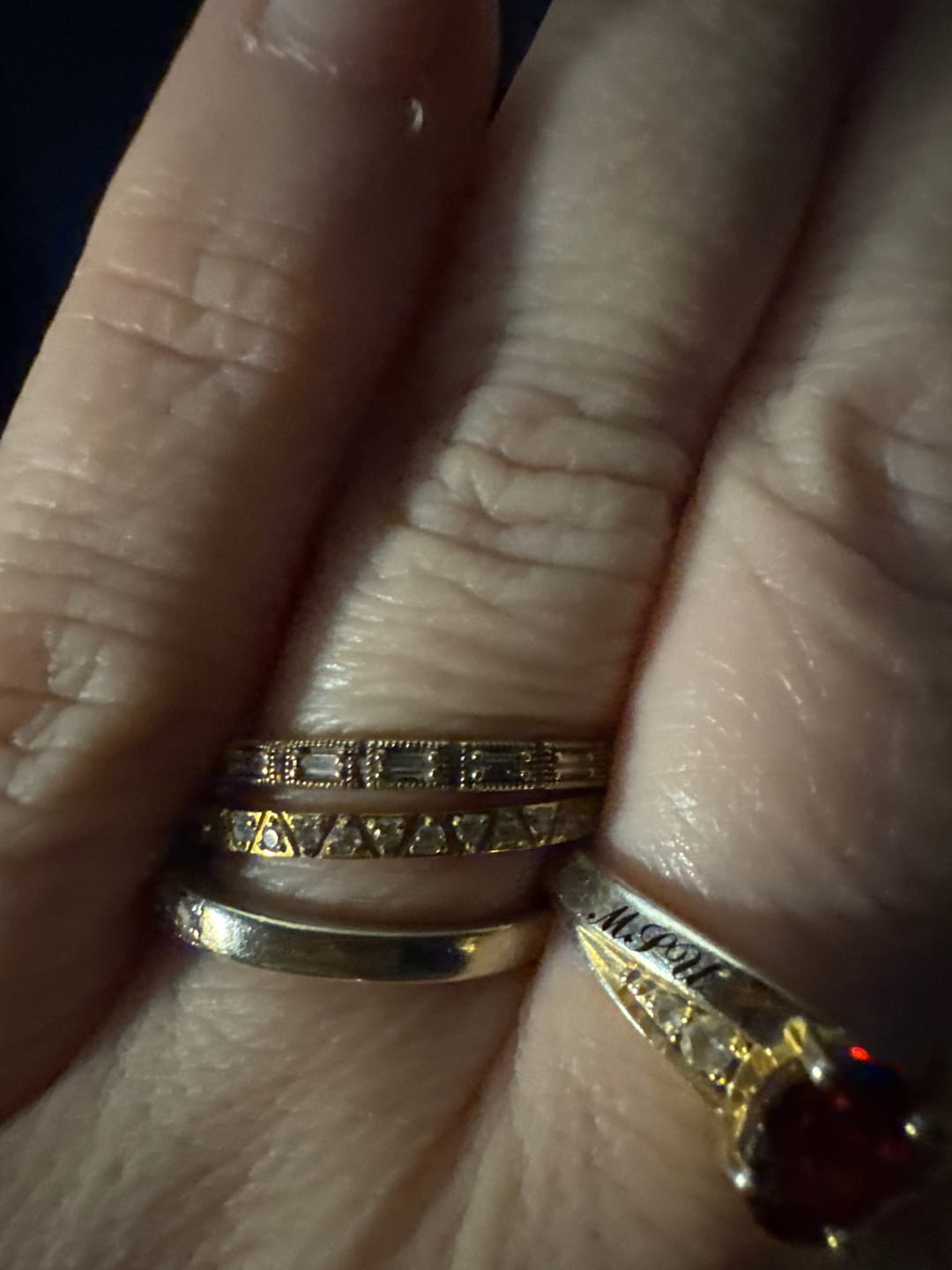 Customer photo review of Arquette Gold & Crystal Band Ring