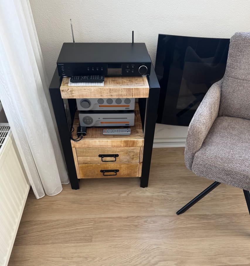 Customer photo review of Mango Houten Nachtkastje Britt | 50x40x70cm Tijdloos & Handgemaakt Design