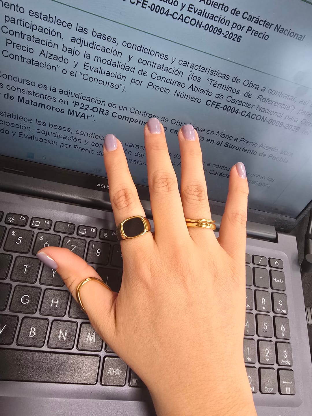 Customer photo review of Anillo Vera
