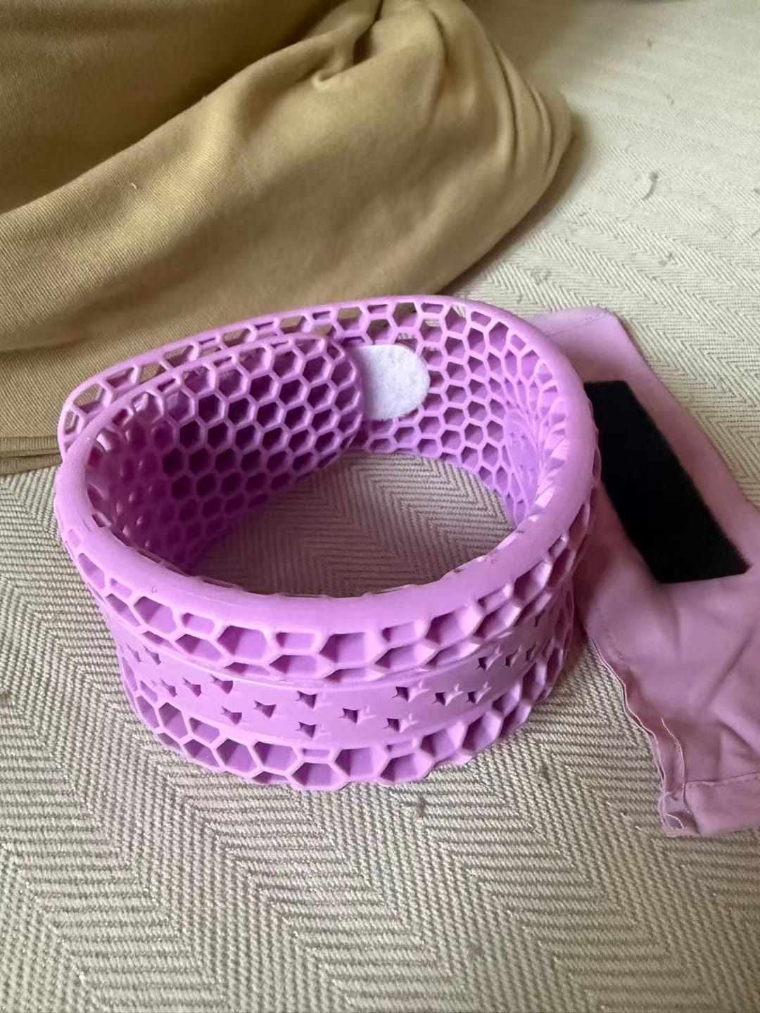 Customer photo review of CervicalEase Neck Support