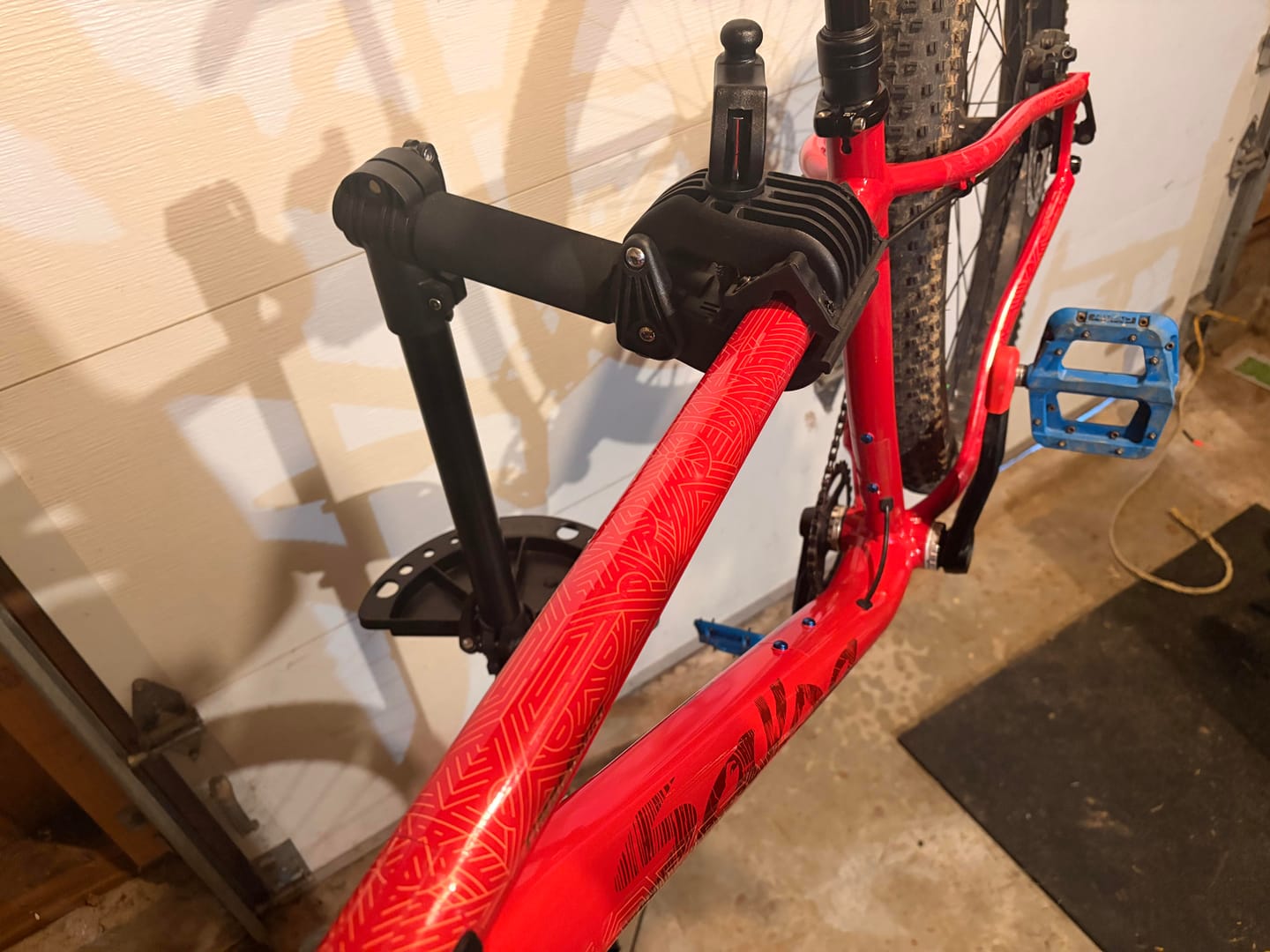 Customer photo review of Maze Runner Frame Keeper