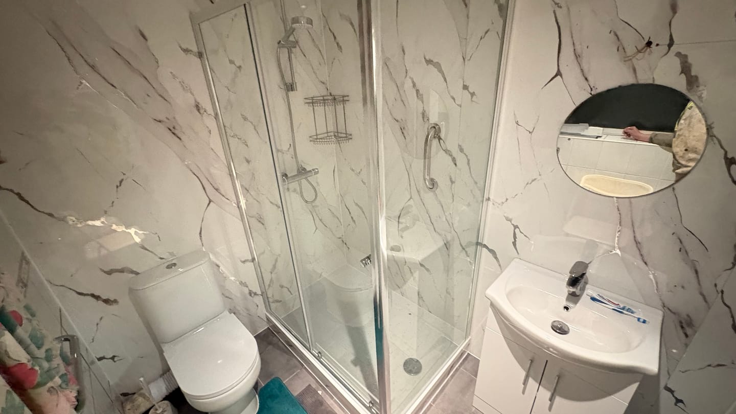 Customer photo review of 10mm Silvara Marble Gloss Shower Panel 1M x 2.4M