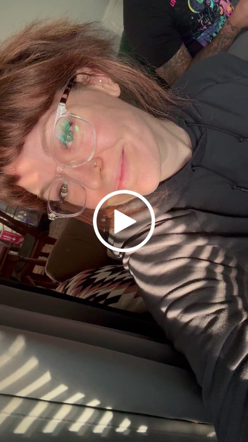 Customer video review of LuxeBold - Brown