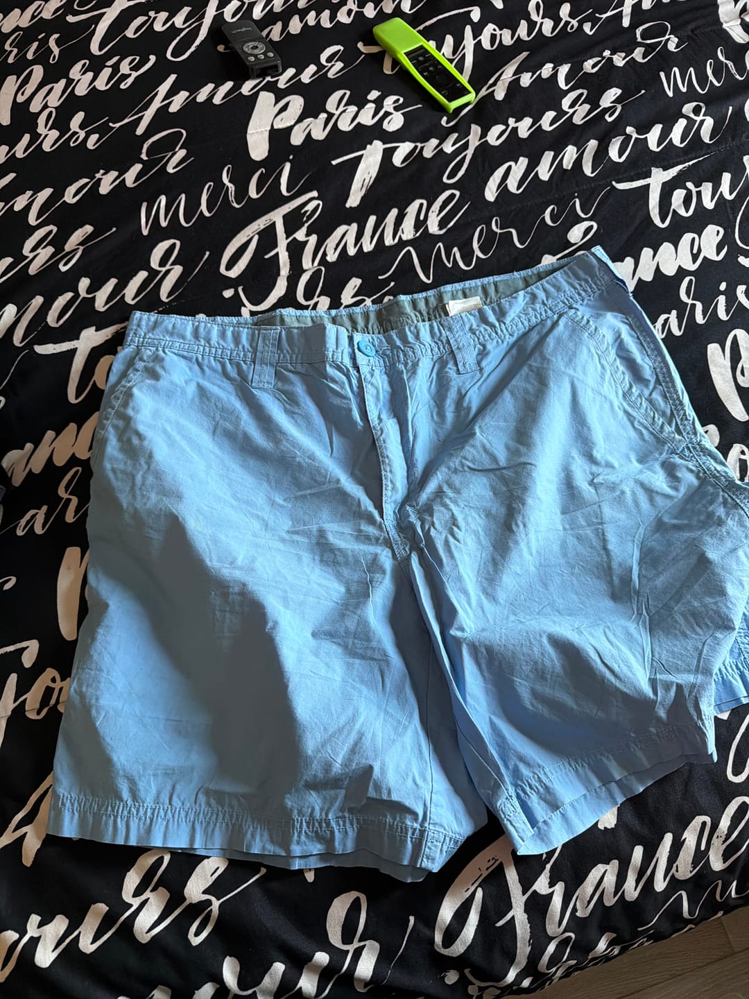 Customer photo review of Bermuda Columbia Talla 40 Azul Claro