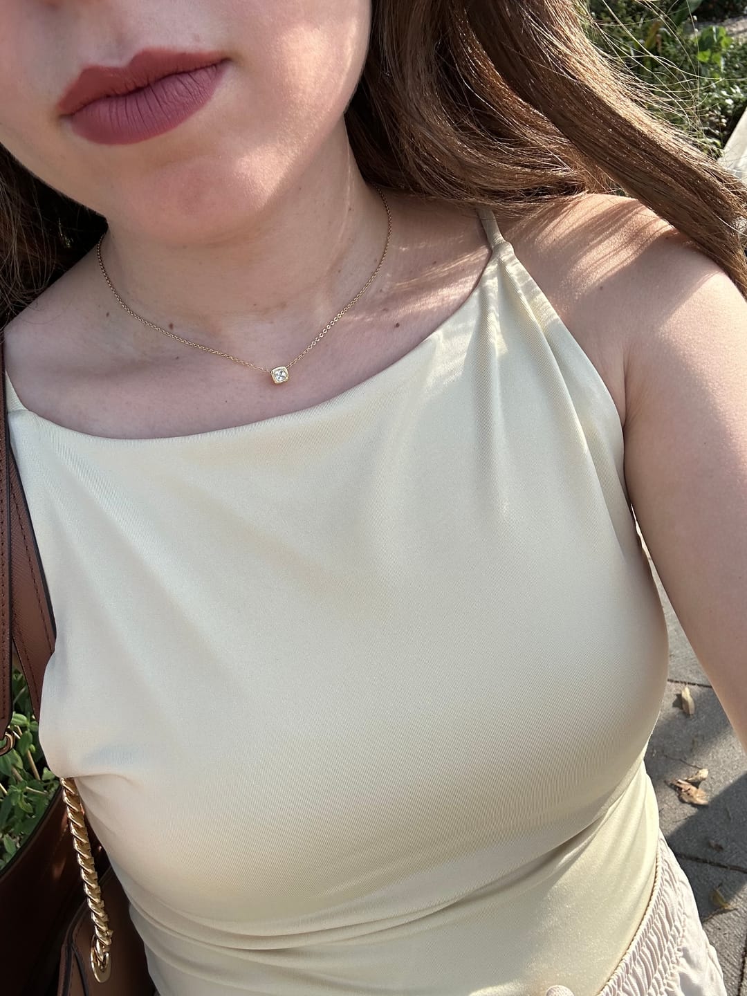 Customer photo review of Collar Birthstone Cuadrado Dorado