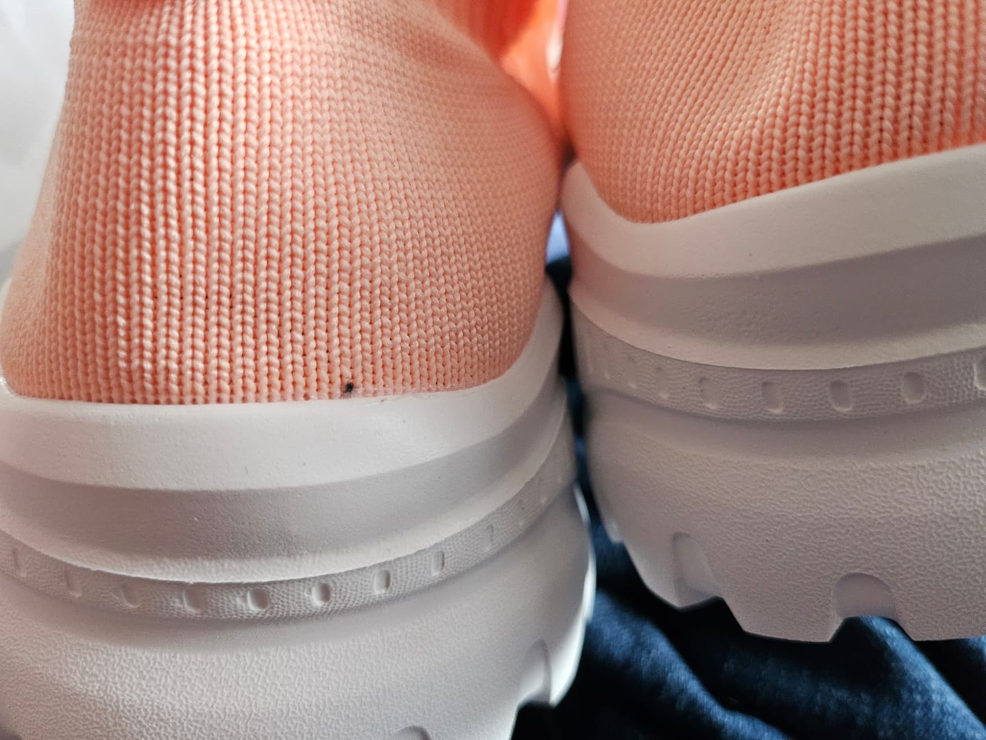 Customer photo review of Ortho Cloud 1.0 - Peach