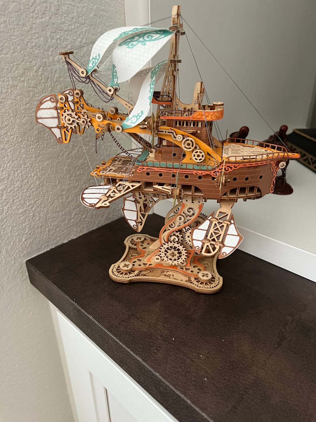 Customer photo review of Rokrgeek Handcrafted Masterpiece Fantasy Airships