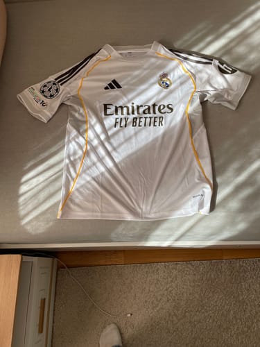 Customer photo review of 25/26 Real Madrid home Kit - By Baimankits