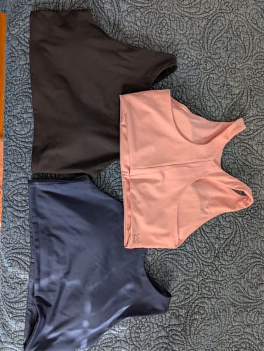 Customer photo review of ESSENCE High Neck Racerback Sports Bra