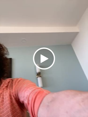 Customer video review of Besque® Shower Oil - 150ml