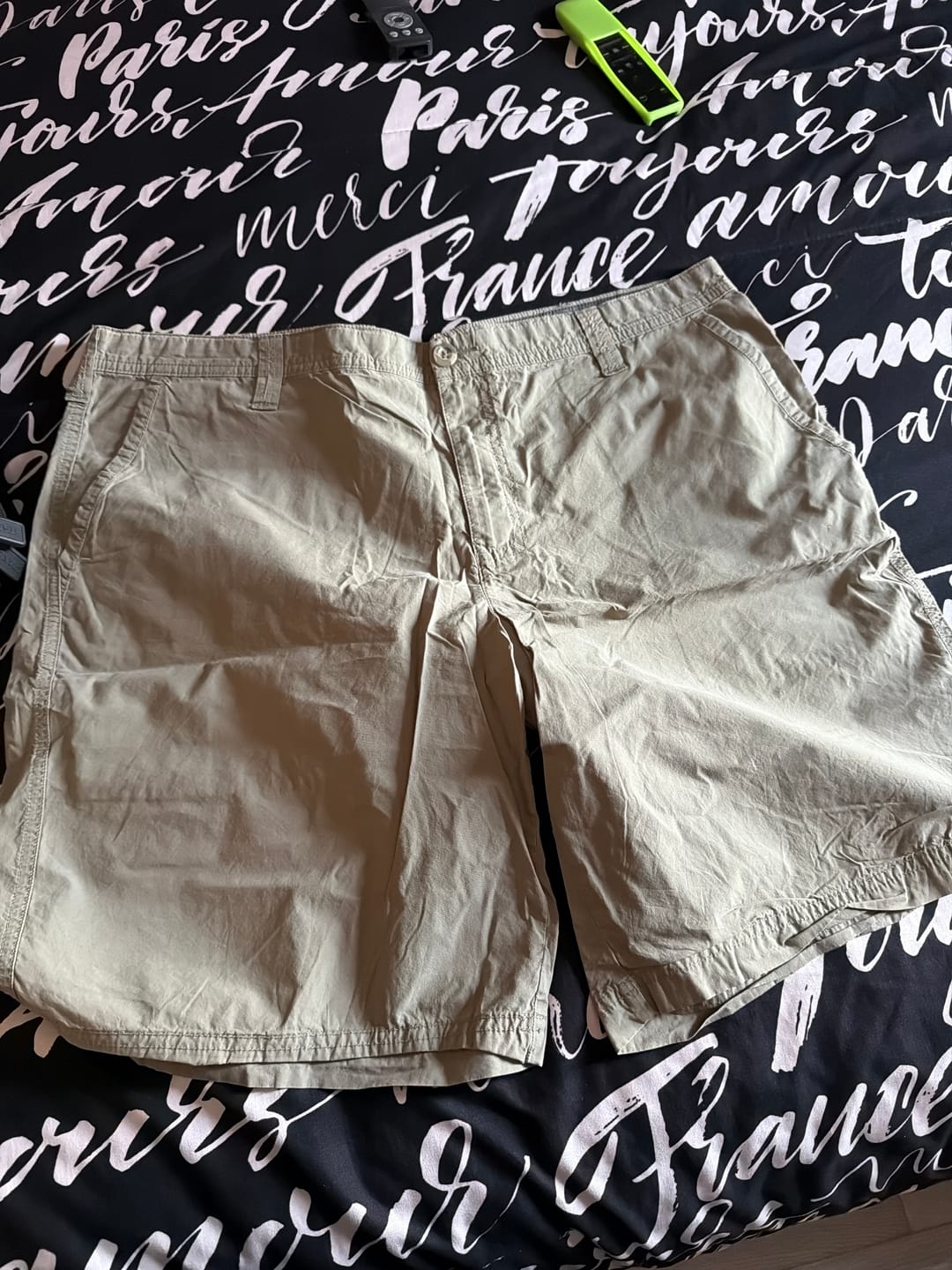 Customer photo review of Bermuda Columbia Talla 40 Café Verde