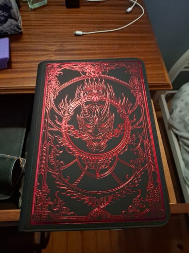Customer photo review of BLOOD ONI - 9-Pocket Trading Card Binder