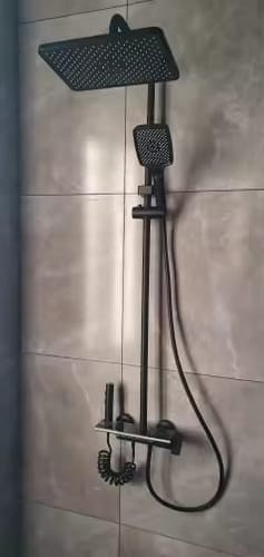 Customer photo review of Dalarna - Smart Shower System with Lights, Tempered Glass Piano Key Controls, Digital Temperature Display (°C) Thermostatic Mixer Full Set