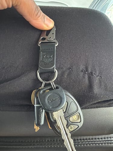 Customer photo review of Black Leather 717 Keychain