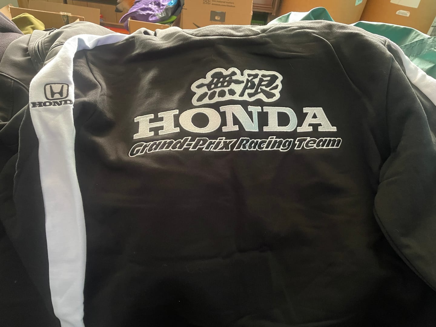 Customer photo review of 2000 Mugen-Honda F1 Team Hoodie