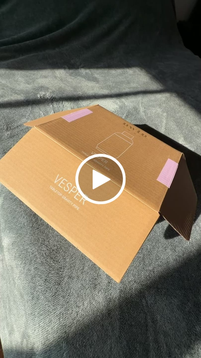 Customer video review of Vesper Gravity Bong
