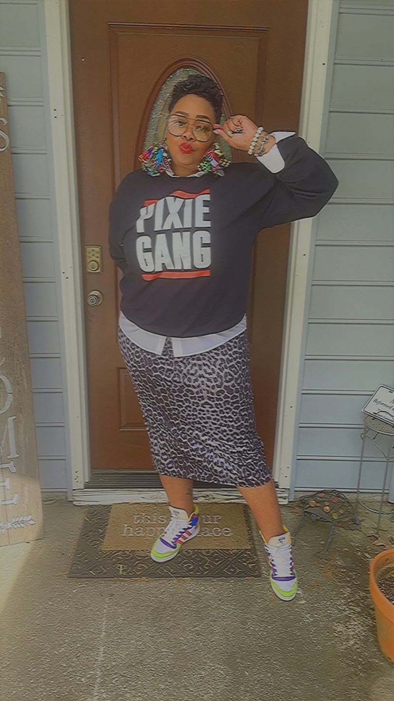 Customer photo review of Pixie Gang Sweatshirt (Blk)