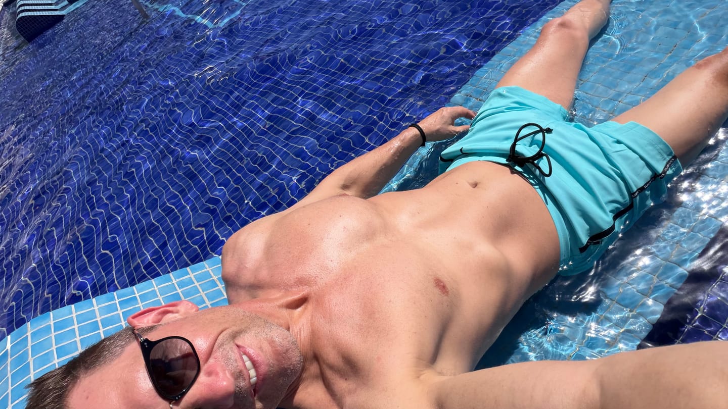 Customer photo review of Fluro Aqua - 5"