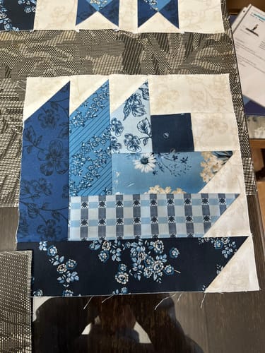 Customer photo review of Block Of The Month - Tulip Bellflower (104.5" x 104.5")