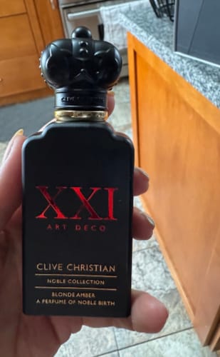 Customer photo review of Clive Christian Art Deco Blonde Amber