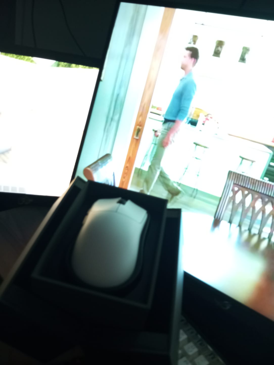 Customer photo review of Scyrox V6 8K Wireless Mouse