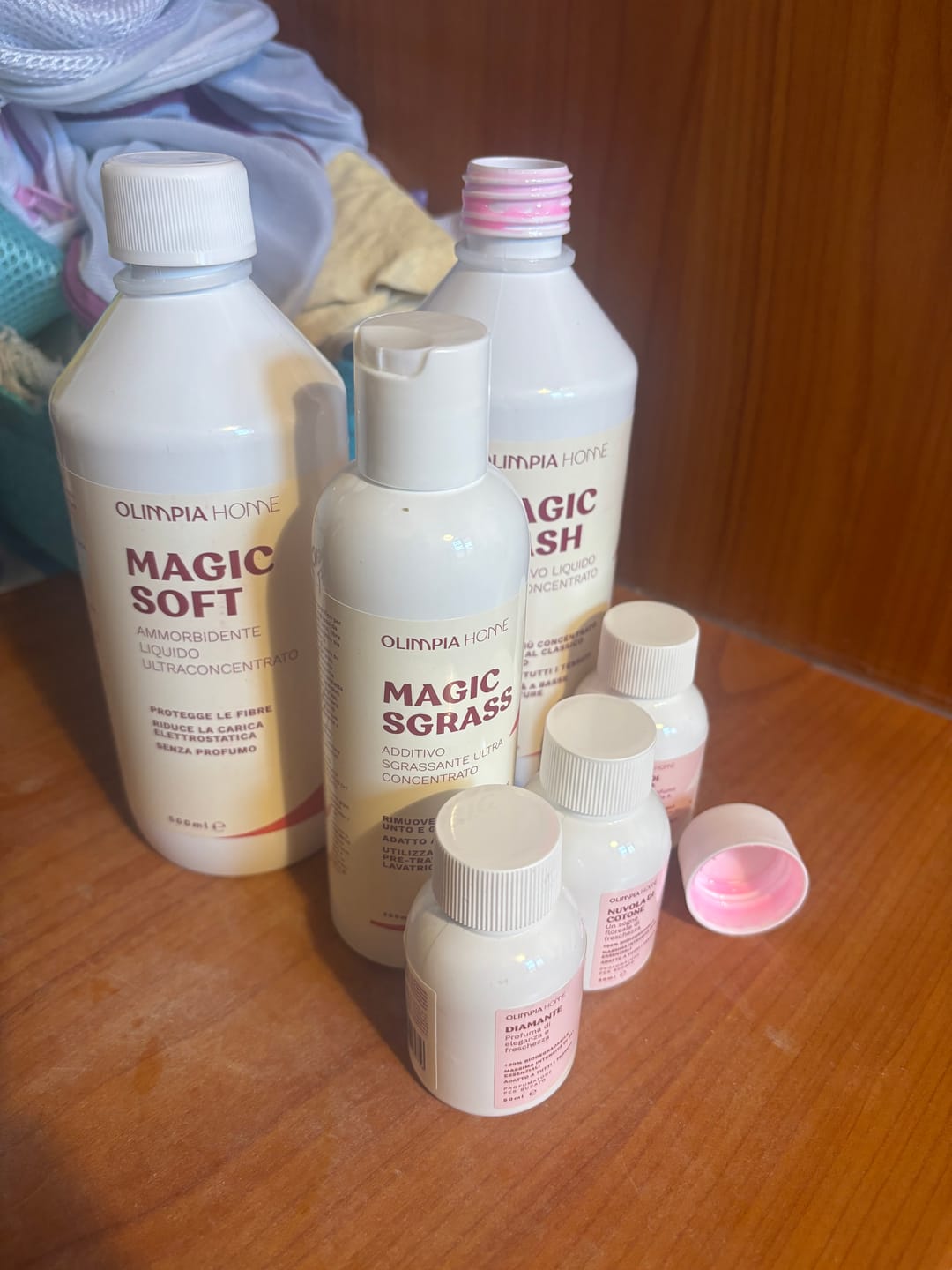 Customer photo review of Magic Wash Liquido - Il Detersivo Professionale per un Bucato Perfetto