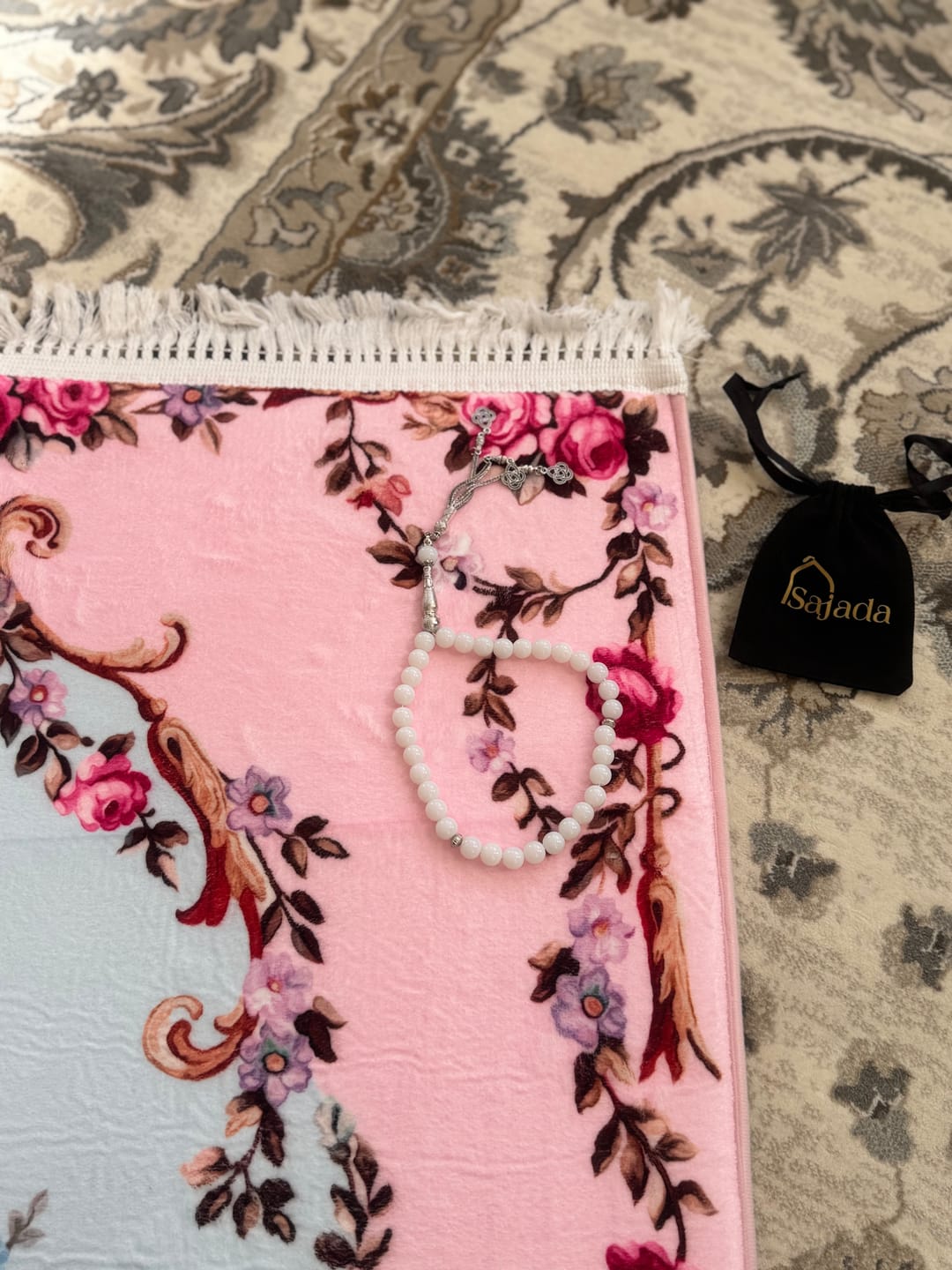 Customer photo review of Rosy Rehma Padded Prayer Mat