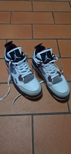 Recensione con foto di un cliente su Nike Air Jordan 4 Psg