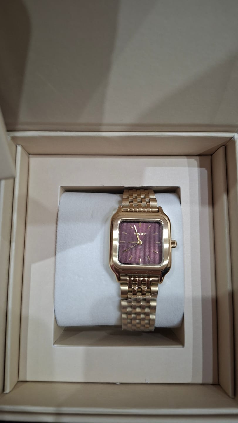 Customer photo review of Isabell Petite Gold Black