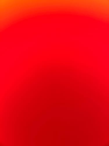 Customer's blurry, red image included with their review of Wellcore Creatine Monohydrate.