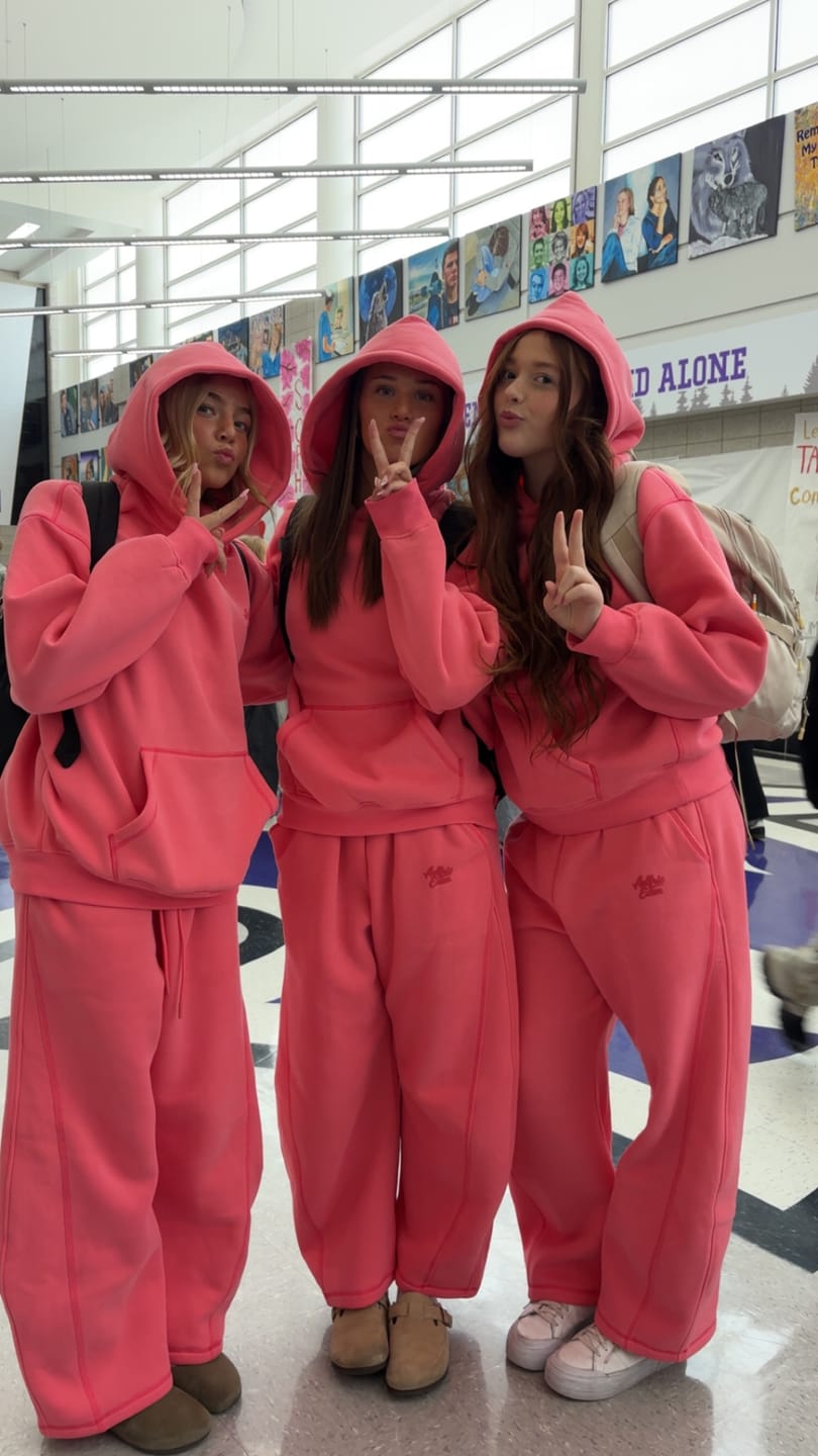 Customer photo review of Soufflé Baggy Hoodie Set